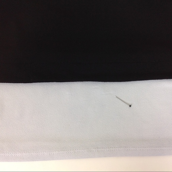 THE Limited - Black Sleeveless Top Gray Trim Size‎ xs - Picture 5 of 6